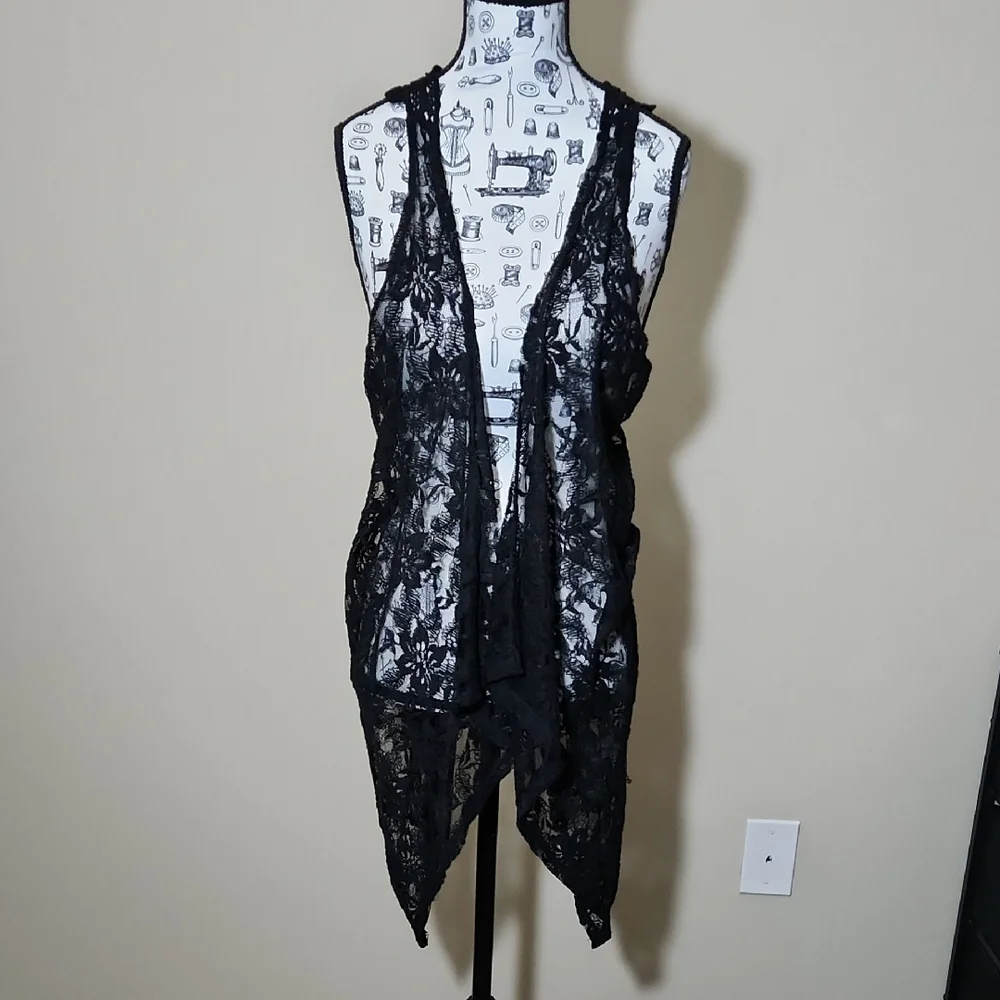 Daytrip Black High Low Lightweight Vest Women's Large - Picture 3 of 16